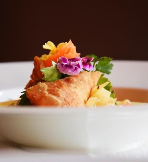 ホテル & Art Kristiana