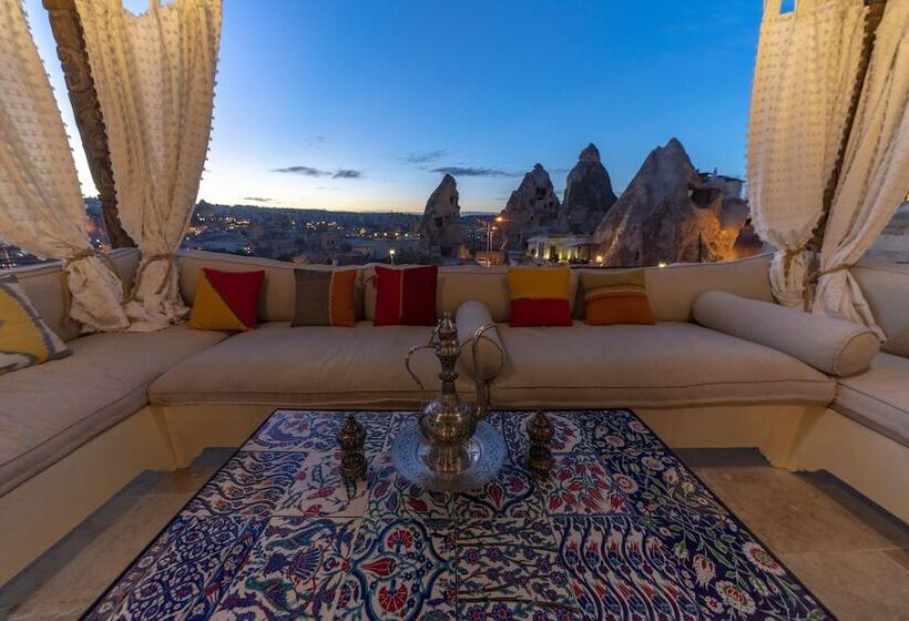 فندق Artemis Cave Suites & Spa Adults Only