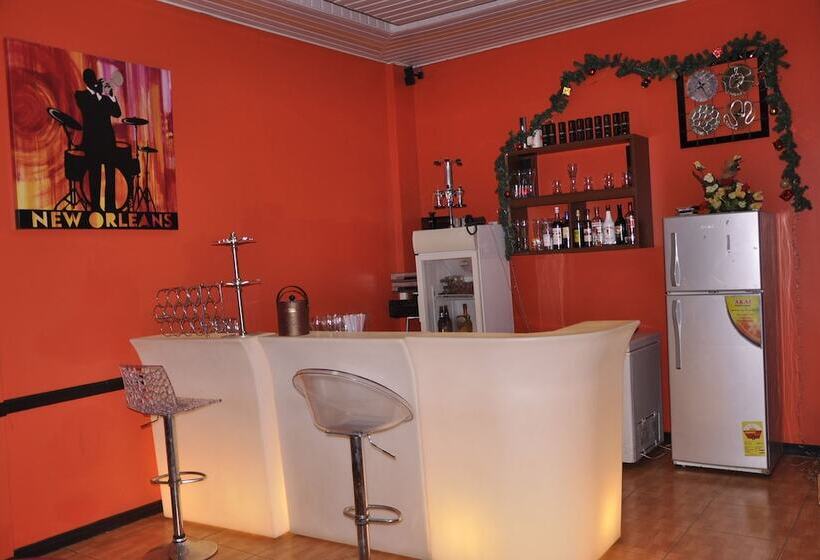 בית מלון כפרי Downtown