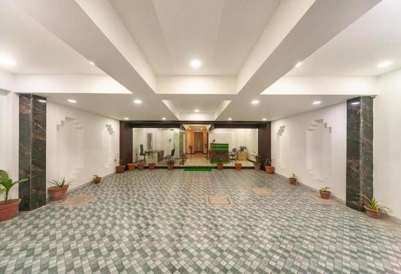 ホテル Greentree Service Apartment Abdulaziz Street