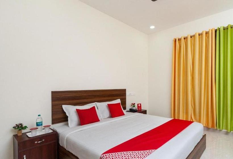 ホテル Greentree Service Apartment Abdulaziz Street