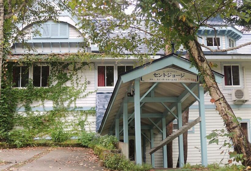 בית מלון כפרי Lady Diana & St. Georges