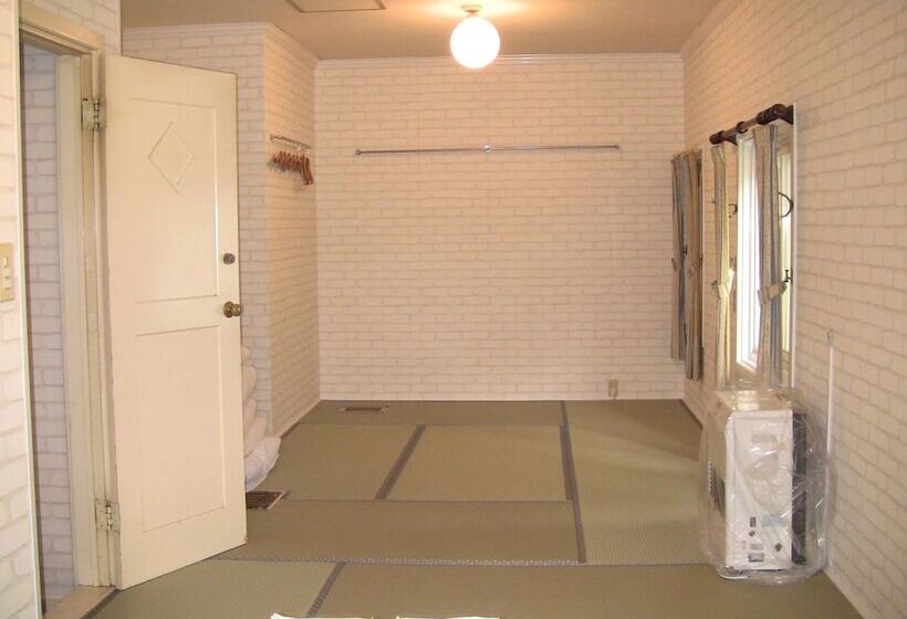 בית מלון כפרי Lady Diana & St. Georges