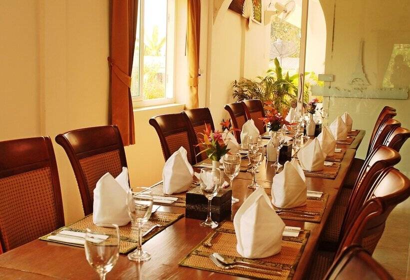 فندق Nok Resort &