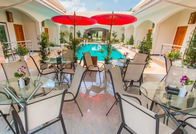 فندق Nok Resort &