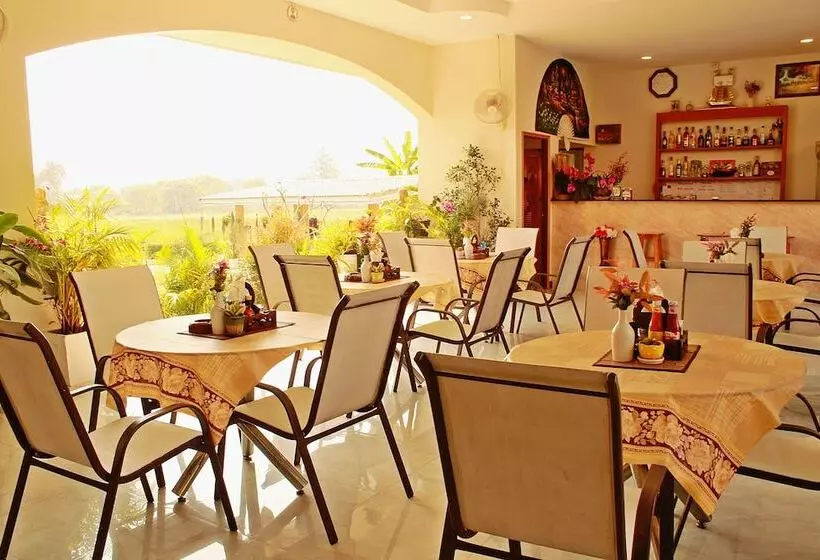 ホテル Nok Resort &