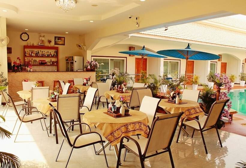 فندق Nok Resort &