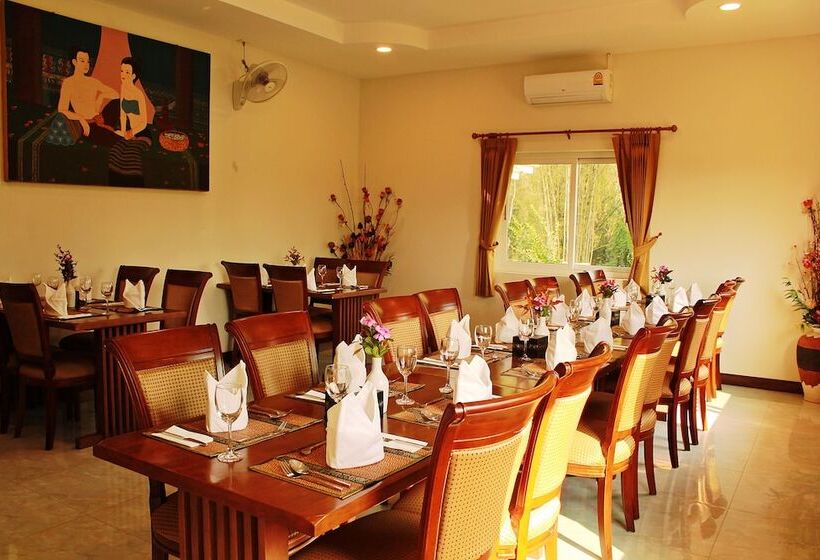 فندق Nok Resort &