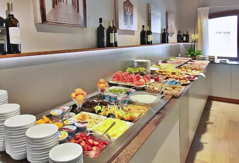 Aparthotel Ponza