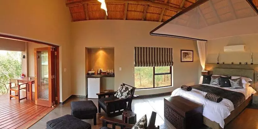 هتل Raptor Retreat Game Lodge
