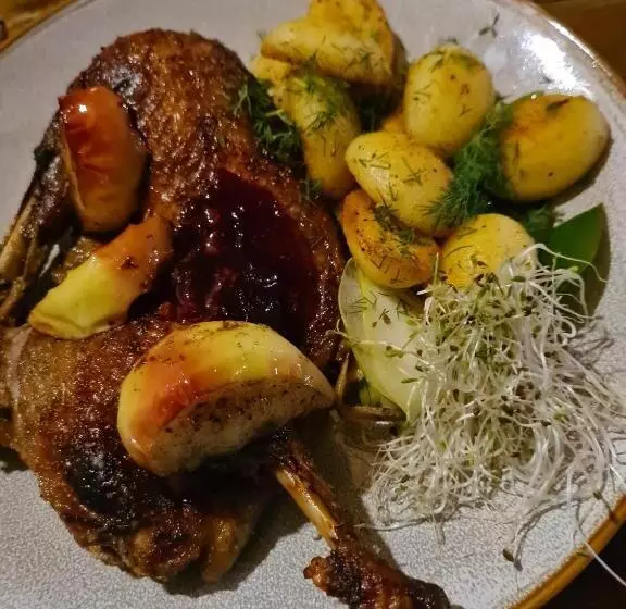 ホテル Restauracja Pustelnik