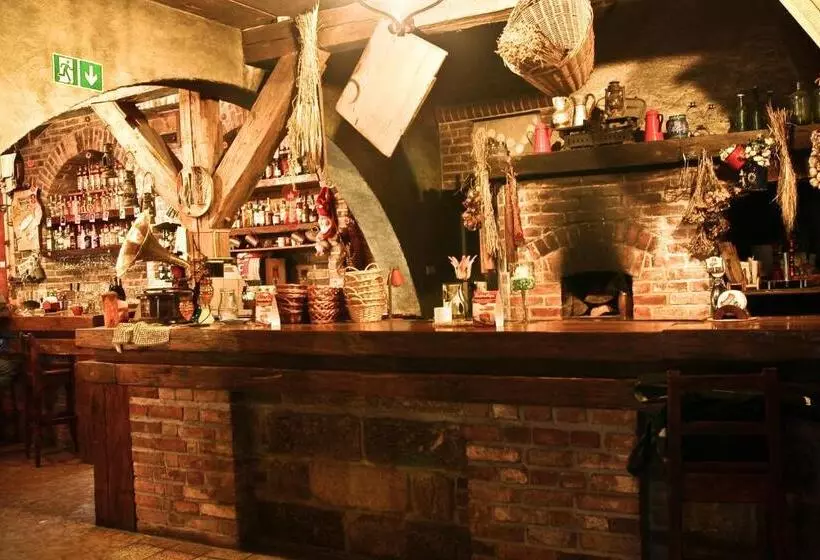 ホテル Restauracja Pustelnik
