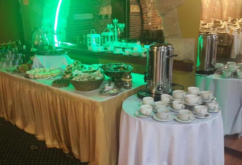 Отель Restauracja Pustelnik