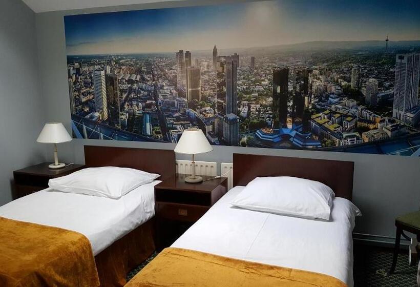 Отель Restauracja Pustelnik