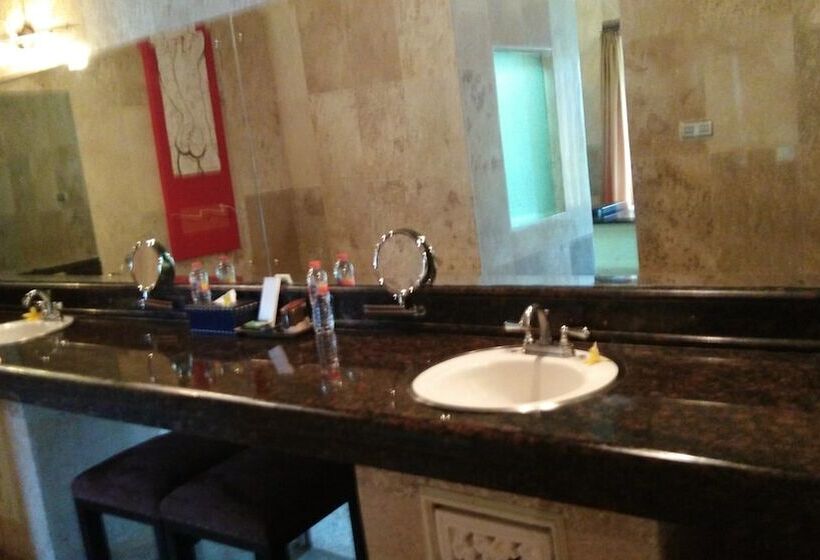 בית מלון כפרי Royal Pool Villa Bali