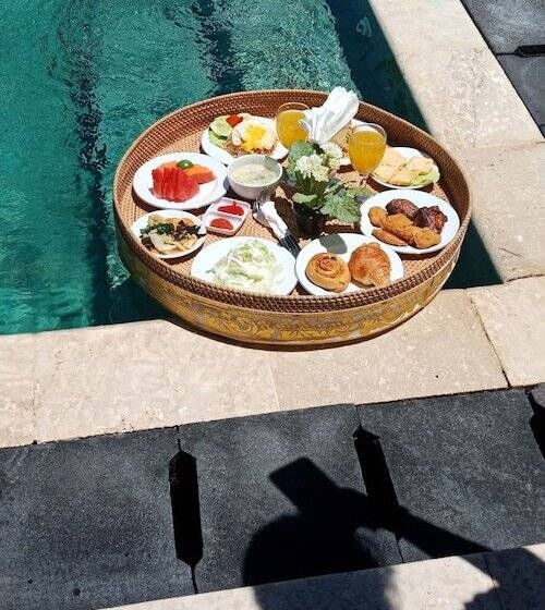 בית מלון כפרי Royal Pool Villa Bali