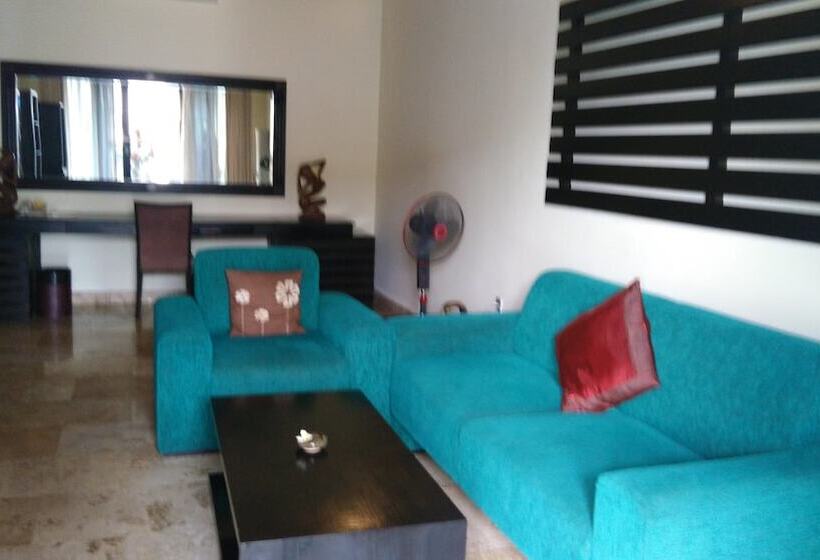 בית מלון כפרי Royal Pool Villa Bali