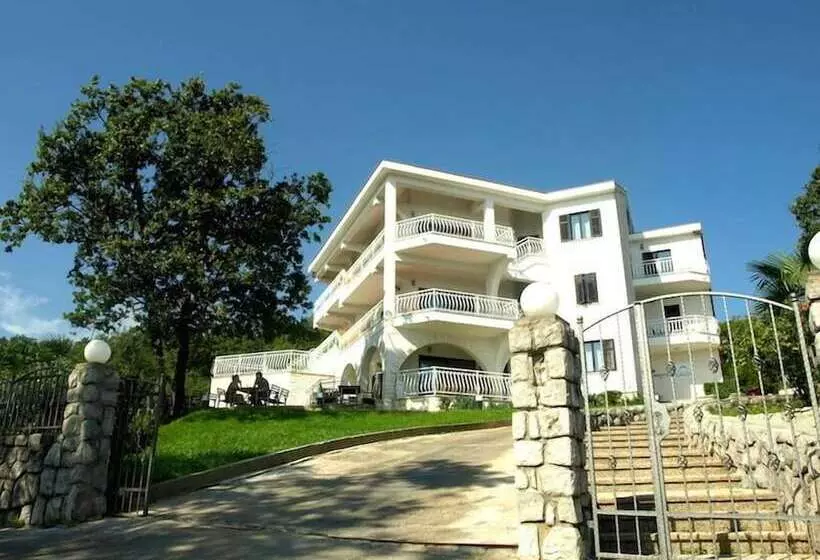 Hotelli Villa Gauss