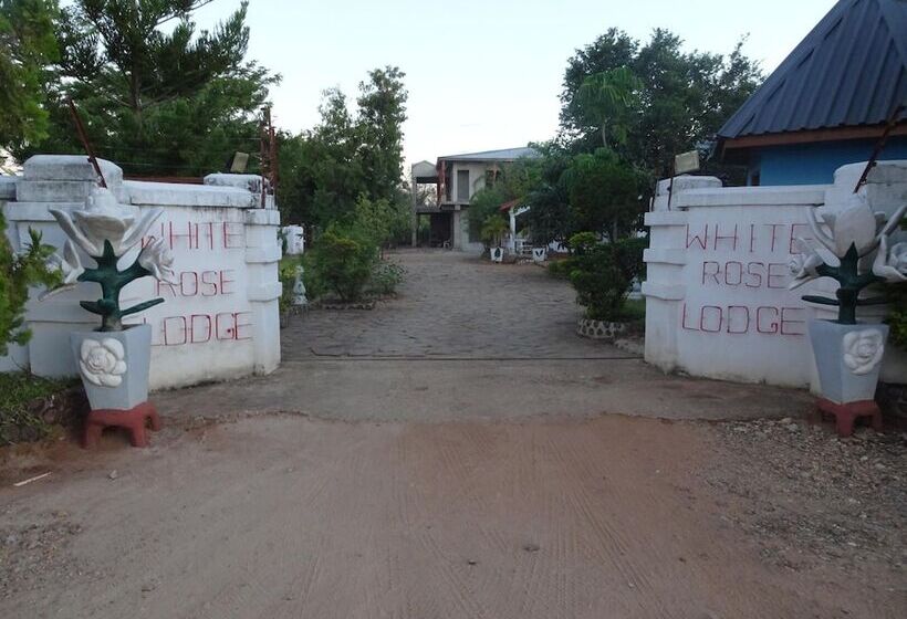 هتل White Rose Lodge