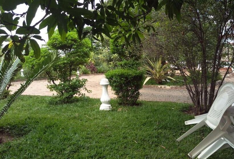 هتل White Rose Lodge