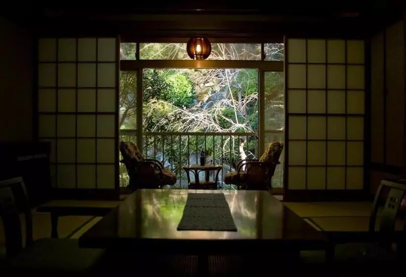 Yugawara Onsen Ryokan Uohan