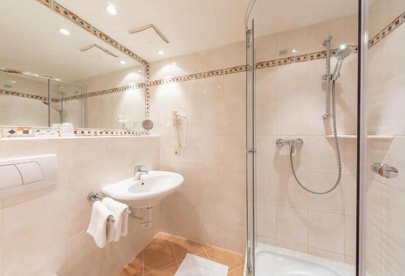 住宿加早餐 Alpenhof