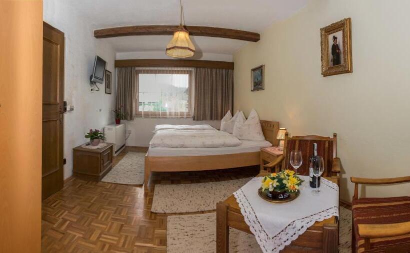 Bed and Breakfast Kreuzhof Seefeld