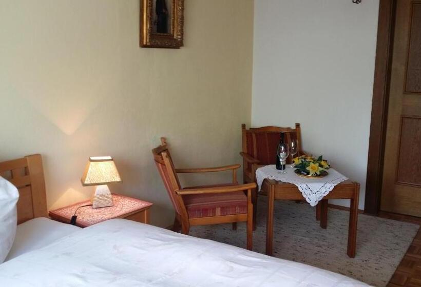 Bed and Breakfast Kreuzhof Seefeld