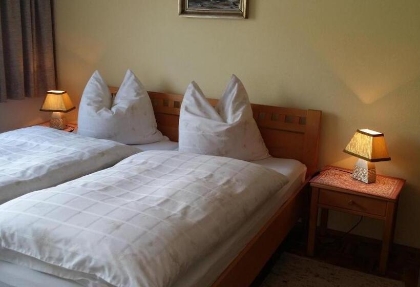 Bed and Breakfast Kreuzhof Seefeld