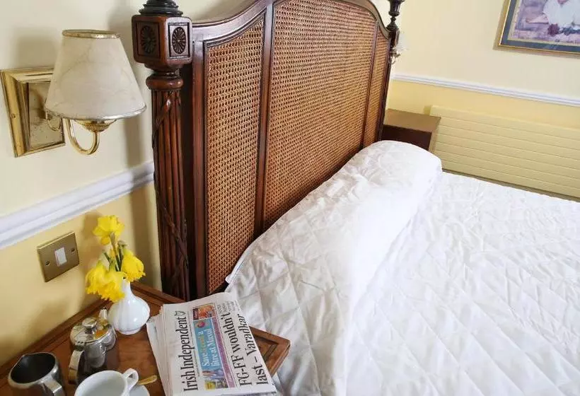 Reddans Of Bettystown Luxury Bed & Breakfast, Restaurant And Bar