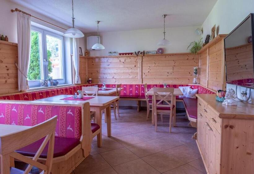 Bed and Breakfast S Wirtshaus By Alpine Genusswelten