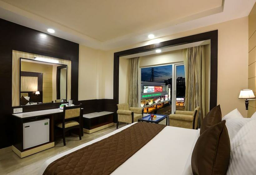 בית מלון כפרי Aadithya