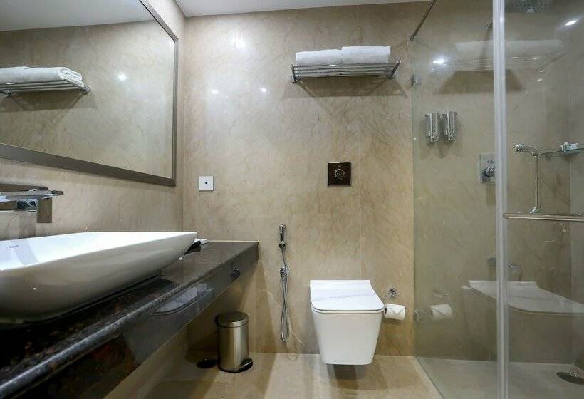 בית מלון כפרי Aadithya