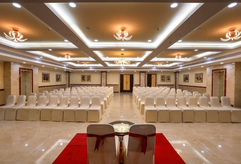 בית מלון כפרי Aadithya