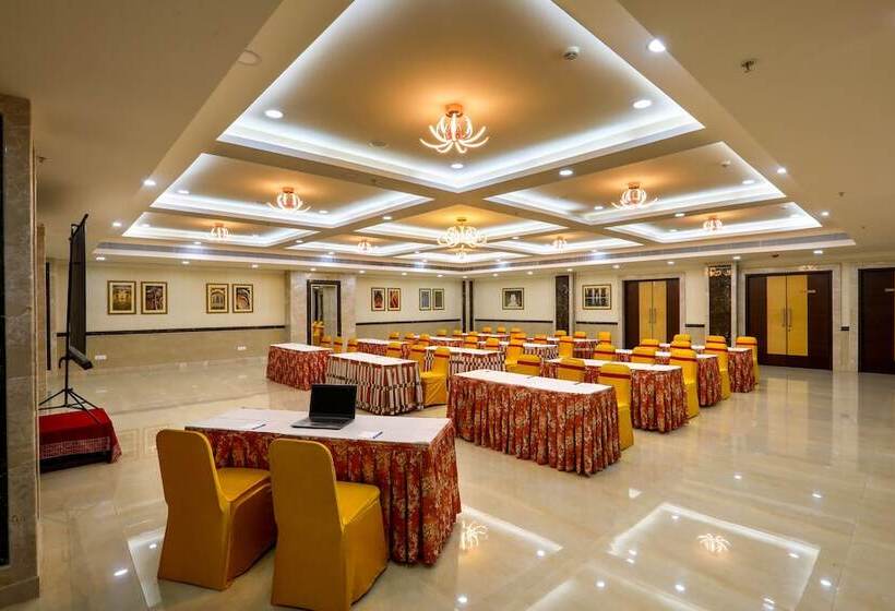 בית מלון כפרי Aadithya