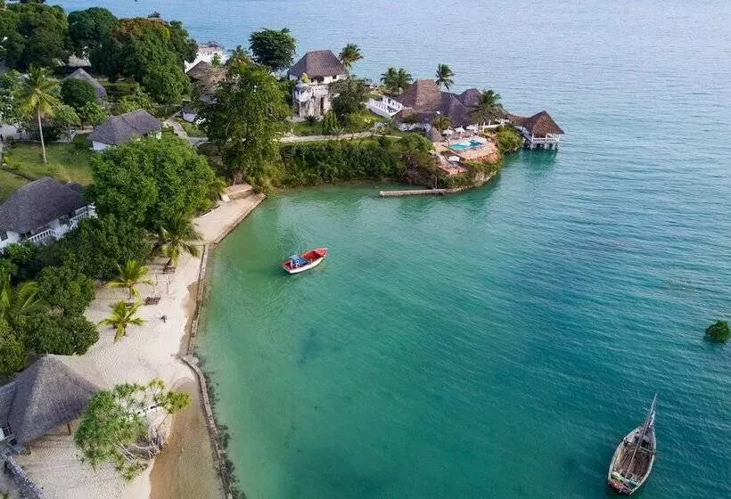 هتل Chuini Zanzibar Lodge By Newmark