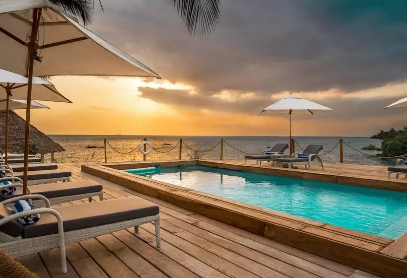 هتل Chuini Zanzibar Lodge By Newmark