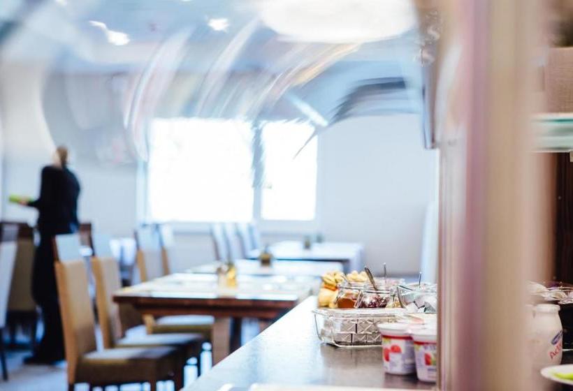 בית מלון כפרי Garni Noval