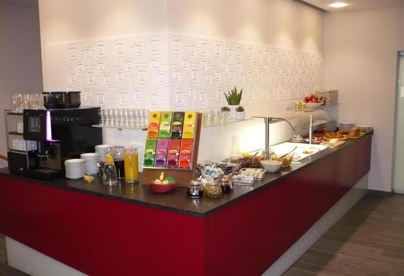 בית מלון כפרי Garni Noval