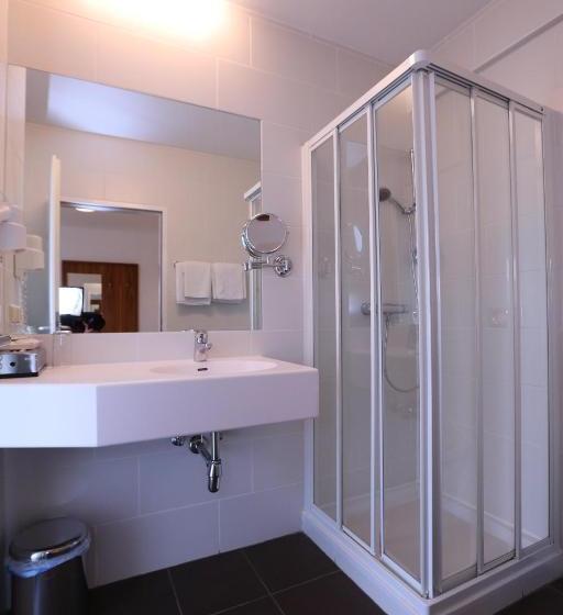 Отель & Konditorei May