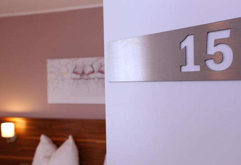 Отель & Konditorei May