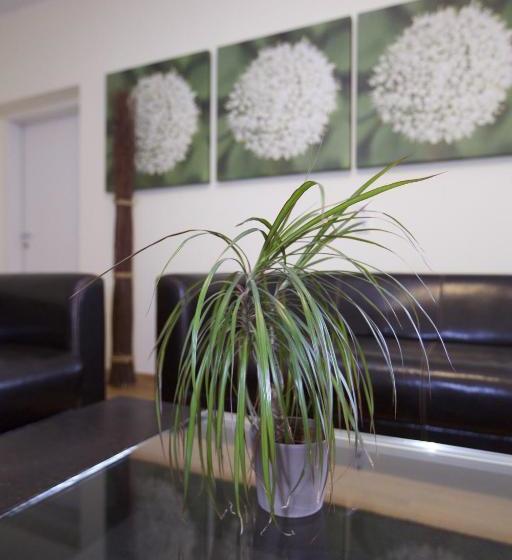 Отель & Konditorei May