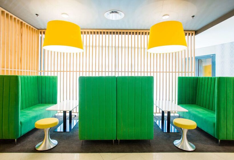 هتل Park Inn By Radisson Libreville