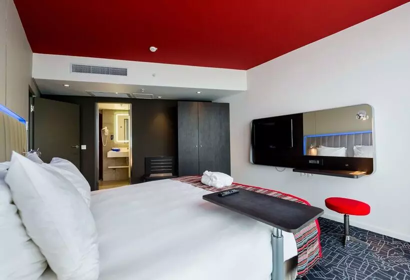 هتل Park Inn By Radisson Libreville