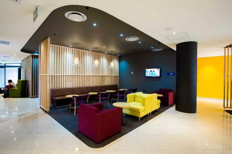 هتل Park Inn By Radisson Libreville