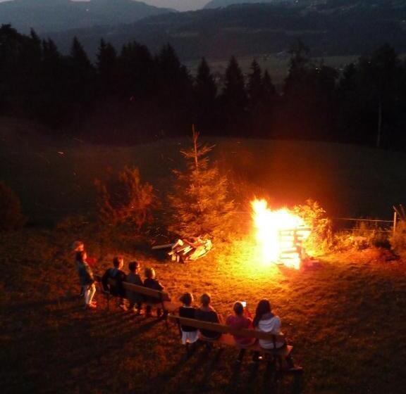 ホテル Pension Schöne Aussicht