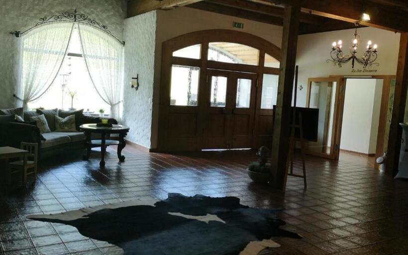 ホテル Pension Schöne Aussicht