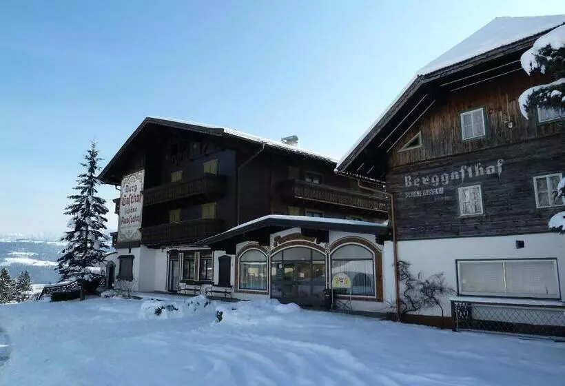 Hotelli Pension Schöne Aussicht