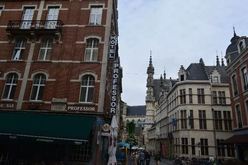 هتل Professor Leuven Centrum