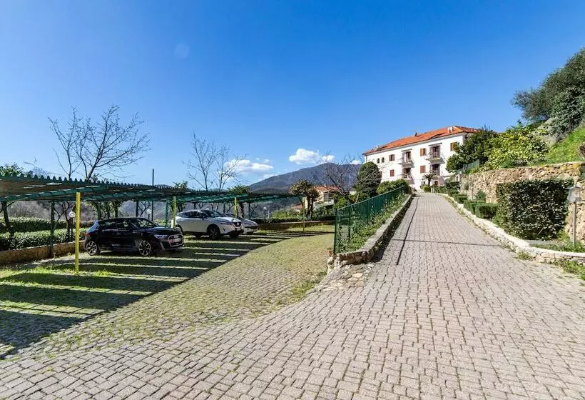 هتل Relais Il Casale